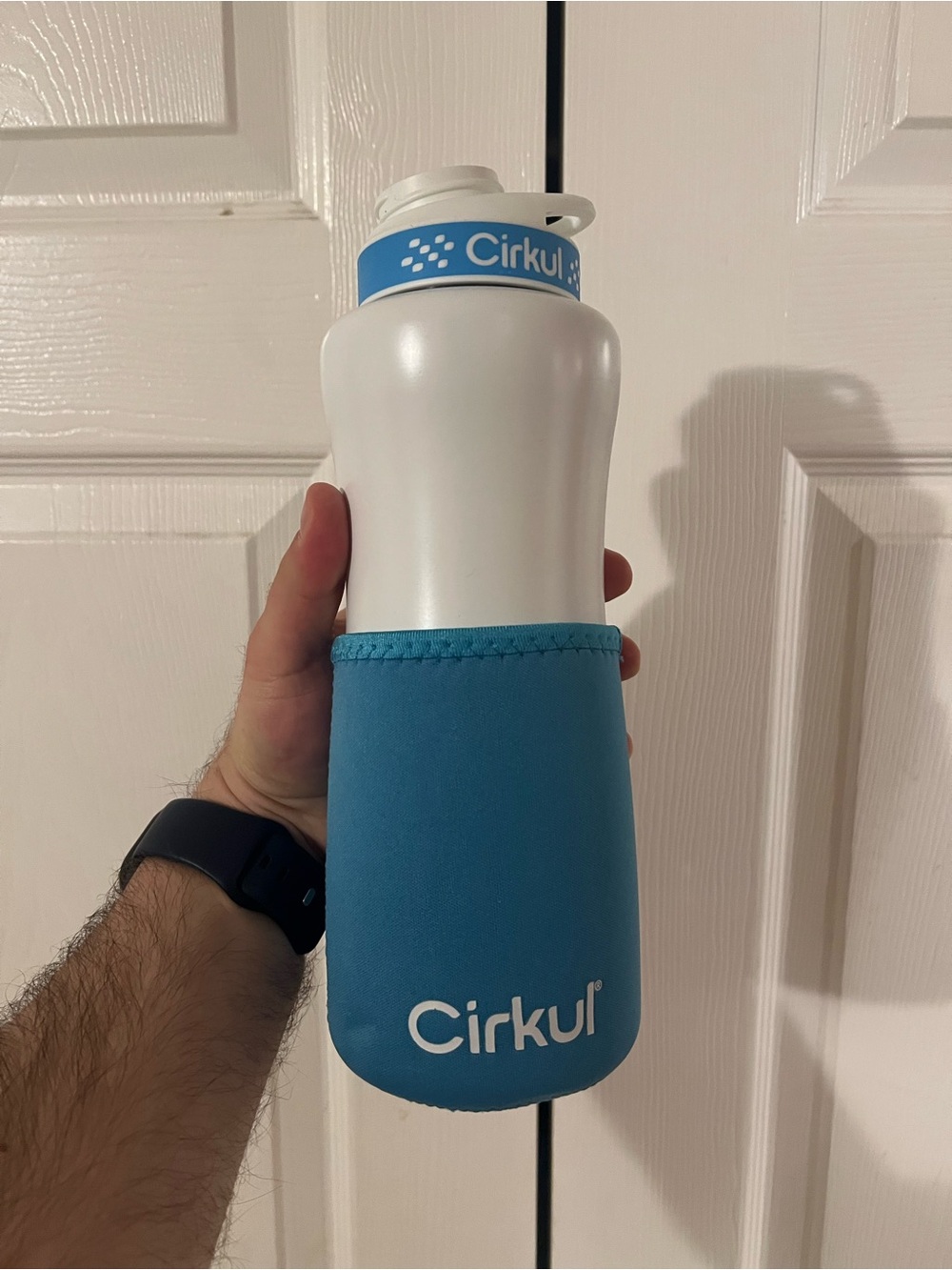 Cirkul White & Blue Water Bottle with Blue Sleeve